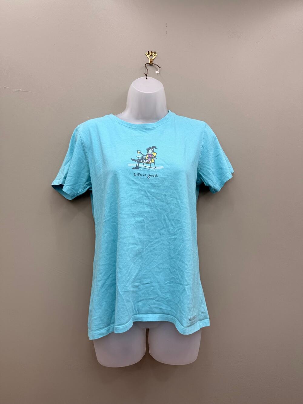 Life is Good Crusher Tee Women M Blue Adirondack Chair Drink Graphic Cotton